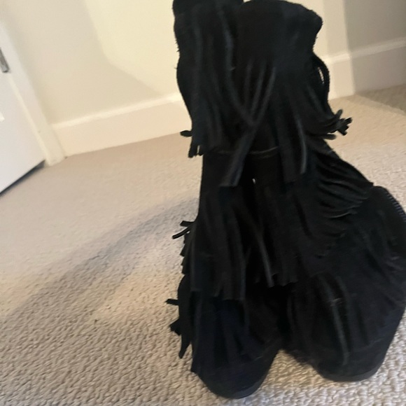 Black Minnetonka 3 Layer Fringe Boot Size 7 - Picture 7 of 8